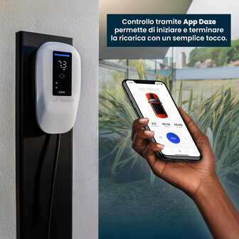 Daze Stazione di Ricarica Dazebox Home T 22.2kW Trifase 32A, IP55 IK10, WiFi e Bluetooth, Wall Box Bianco con Schermo, 3 Tessere RFID Incluse, Cavo Tipo 2 Lunghezza 5m