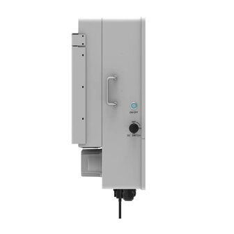 Inverter Fotovoltaico Deye Trifase Ibrido On-Grid/Off-Grid 8kW, Doppio MPPT, CEI 0-21, Schermo LCD Touch, WiFi e TA Inclusi, Garanzia 10 Anni IP65
